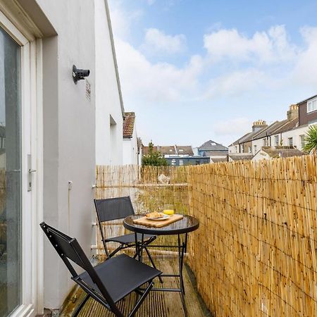 Charming 2 Bedroom Flat In Central Hove With Free Parking Bagian luar foto