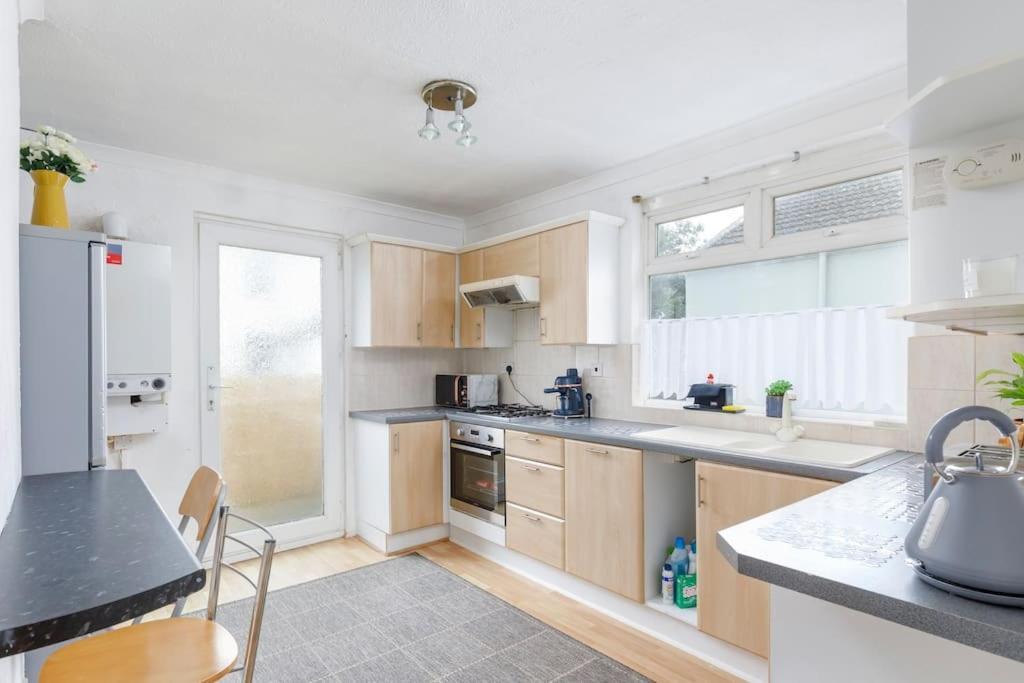 Charming 2 Bedroom Flat In Central Hove With Free Parking Bagian luar foto